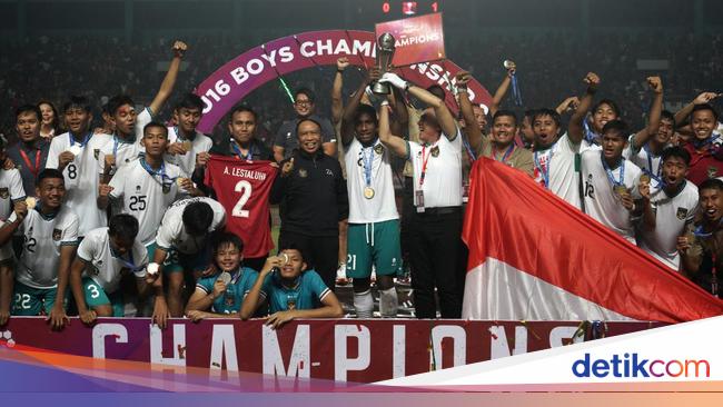 Timnas U-16 Persembahkan Gelar Juara