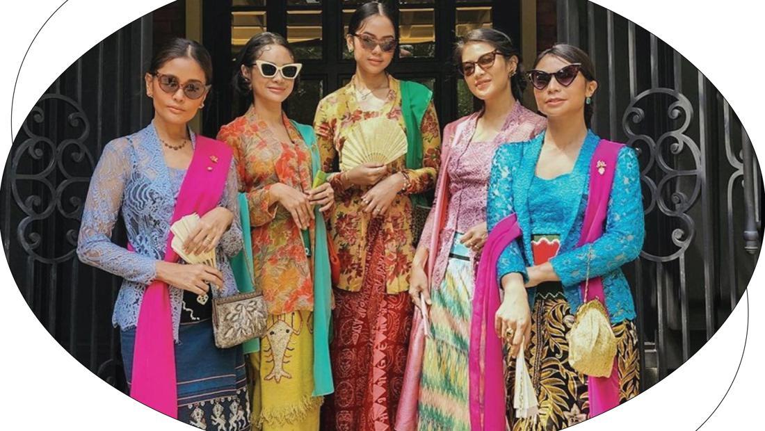 Berburu Kebaya Vintage di Toko Daring