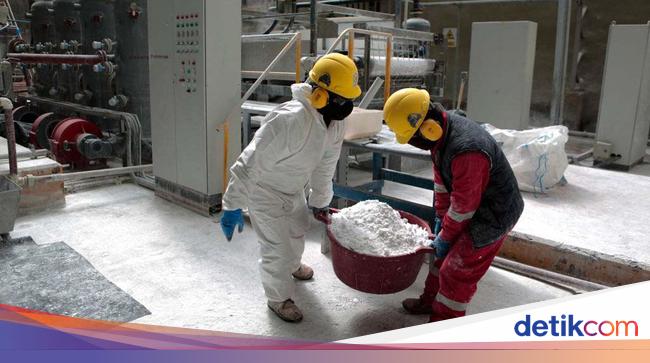 Gandeng China, Inggris Bikin Tambang Lithium Besar di Cornwall