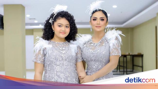 Amora Lemos Diet hingga Turun 10 Kilo, Krisdayanti Ungkap Transisi Remaja