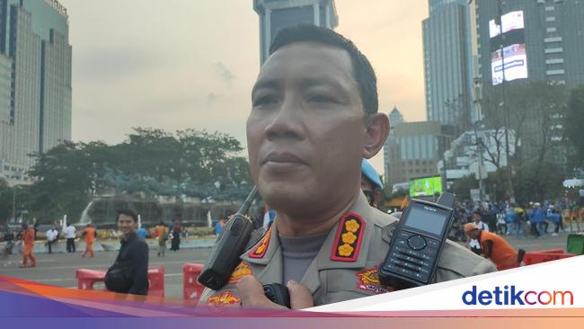 Aksi 1209 di Patung Kuda Sempat Ricuh, 1 Orang Dilarikan ke RS