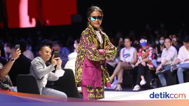 Dari Ikon Citayam Fashion Week, Bonge Kini Jajal Hobi 'Main' Burung