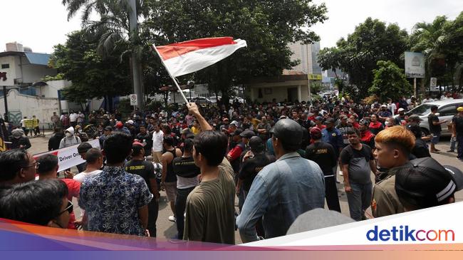 Demo Taksi Online di Jaksel Bubar, Driver-Pihak Aplikator Bertemu Jumat Ini