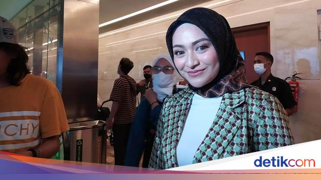 Ucap Syukur Nathalie Holscher Adik Jadi Mualaf