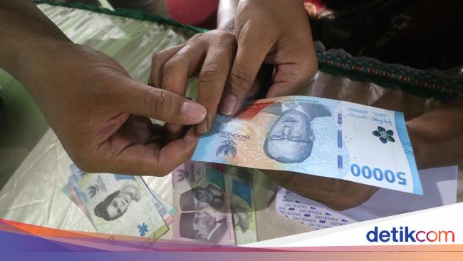 Banyak yang 'Kegocek', Begini Cara Bedain Uang Rp 2.000 dan Rp 50.000