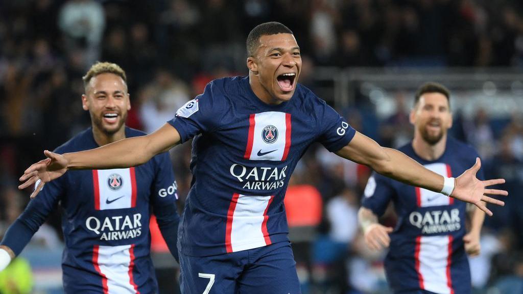 PSG Vs Nice: Messi & Mbappe Cetak Gol, Les Parisiens Menang 2-1