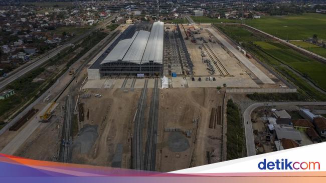 Progres Kereta Cepat Jakarta-Bandung Capai 84%, Meluncur Juli Tahun Ini