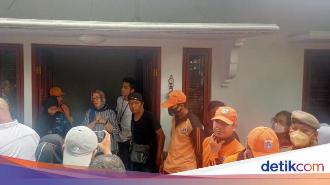 Pemkot Jakpus Sebut Rumah Wanda Hamidah Ada di Lahan Japto Soerjosoemarno