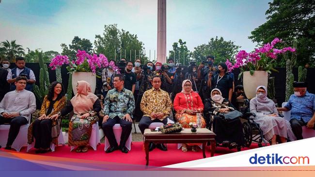 Air Mata di Antara Anies dan Ariza Jelang Tinggalkan Balai Kota