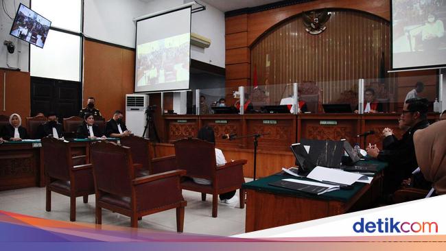 Sidang Putri Sambo Dimulai Lagi, Surat Kuasa Febri Diansyah Disinggung Jaksa