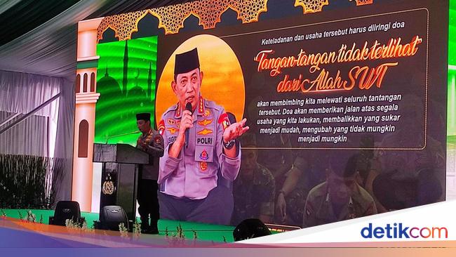 Hadiri Peringatan Maulid, Kapolri Minta Jajaran Teladani Nabi Muhammad