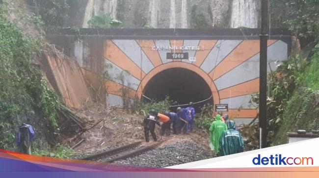 Longsor Timbun Jalur Rel, Perjalanan KA Malang-Jakarta Sempat Terganggu