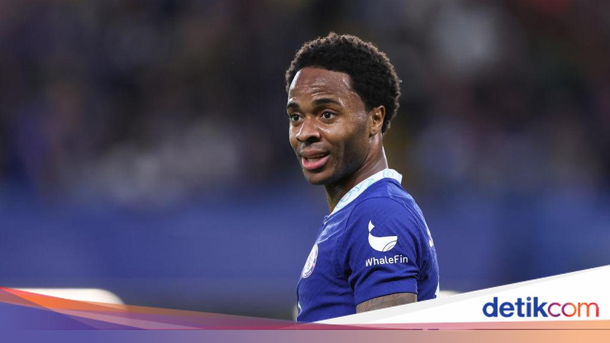 Chelsea Sabar sama Raheem Sterling