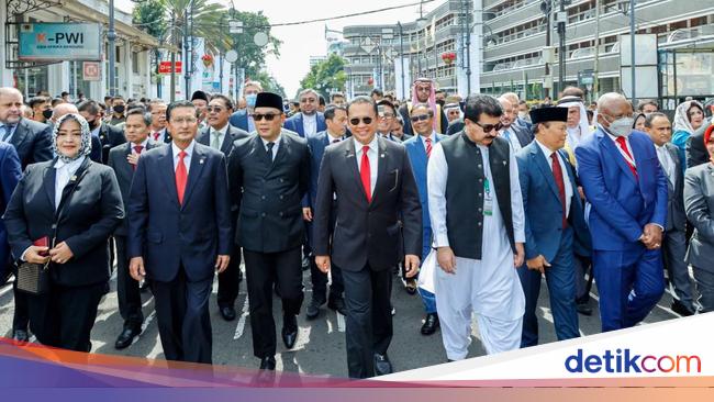 Ini Makna Historical Walk Delegasi OKI di Konferensi Forum MPR Dunia