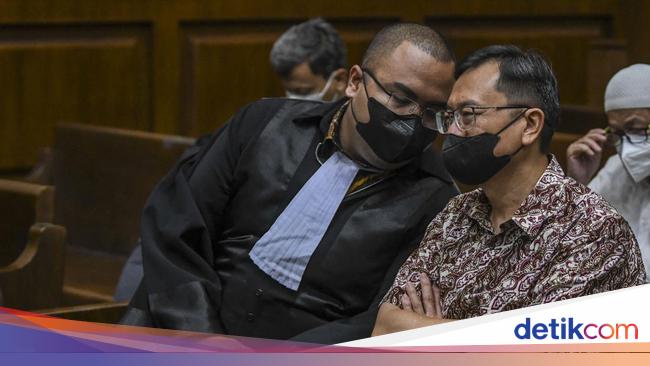 Upaya Bela Diri Benny Tjokro demi Lolos dari Tuntutan Mati