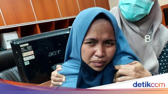 Aksi Siti Elina Tak Terkait Jaringan Mana Pun