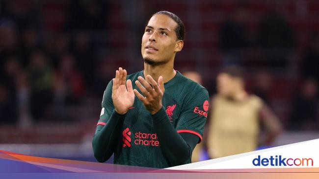 Liverpool Gagal ke Liga Champions, Beredar Video Van Dijk 'Kerja' di McD