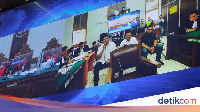 Kesaksian AKBP Ridwan soal Anak Buah Sambo Nobar CCTV Yosua Masih Hidup