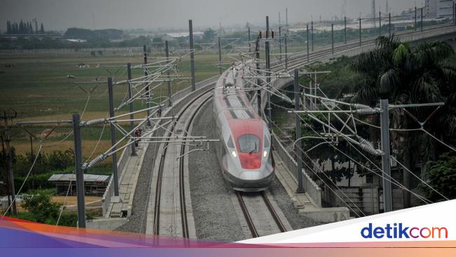 Isu Argo Parahyangan Setop Operasi Demi Kereta Cepat JKT-BDG Berembus