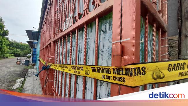 Polisi Masih Dalami soal Gunungan Sampah di Rumah Keluarga Tewas 'Mengering'