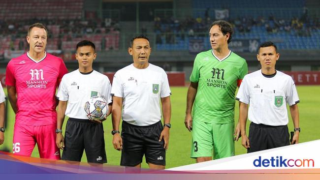 Mansion Sports Manjakan Fans dengan Kehadiran Terry & Nesta