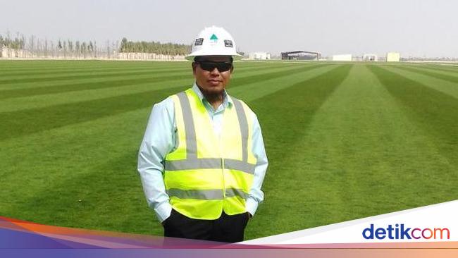 The touch of Putra Indramayu in the grounds of the 2022 World Cup stadiums