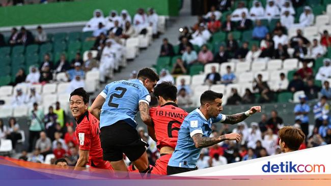 Uruguay Vs Korsel di Babak Pertama: Sama Kuat 0-0