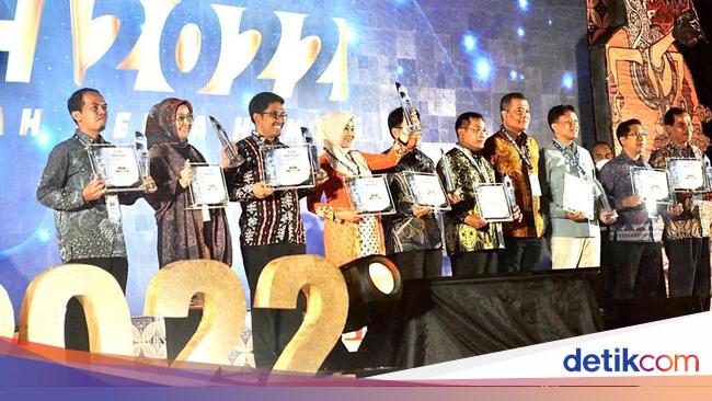 Majalah Segara Antar KKP Sabet Penghargaan Anugerah Media Humas 2022