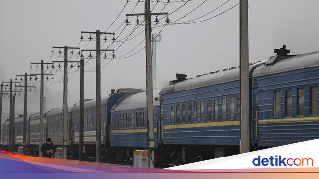 Rusia Serang Stasiun Kereta di Kherson Ukraina, 1 Tewas-4 Luka