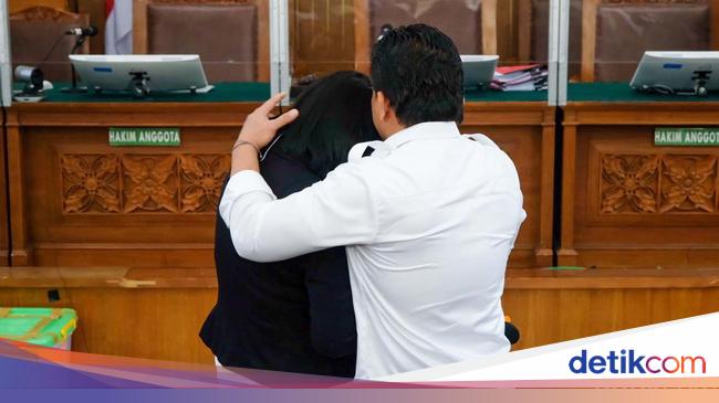 Tentang Ferdy Sambo dan Putri Candrawathi Pisah Rumah Terkuak di Sidang