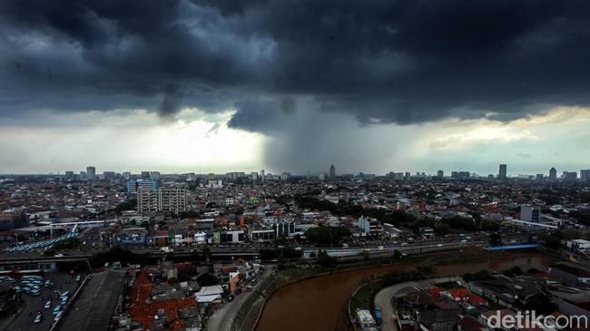 Perbedaan Bencana Hidrometeorologi Basah dan Kering