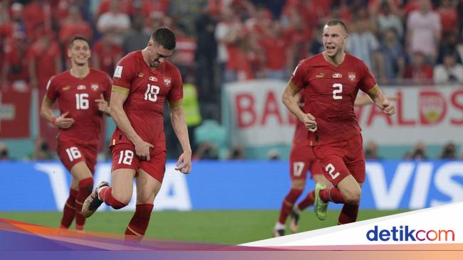 Behind the penis holding gestures of Vlahovic and Xhaka in the match between Serbia and Switzerland