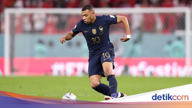 Top Skor Piala Dunia 2022: Mbappe Dibuntuti 7 Orang