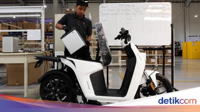 Motor Listrik Dijual Tanpa Baterai Biar Murah, Ideal Enggak Sih?