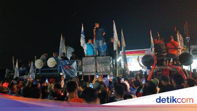 Pj Gubernur Banten Janjikan UMK 5 Daerah Ini Naik Sesuai Permintaan Buruh