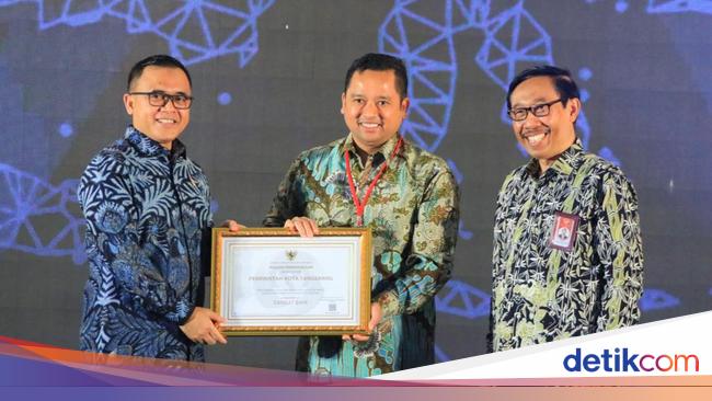 Pemkot Tangerang Kembali Raih Penghargaan Meritokrasi 2022 dari KASN