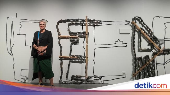 Mella Jaarsma Kolaborasi dengan Seniman Papua Buat Karya di artina.Sarinah