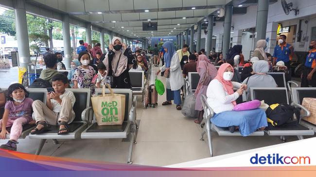 Cerita Warga Pilih Mudik Lebih Awal di Libur Nataru Tahun Ini