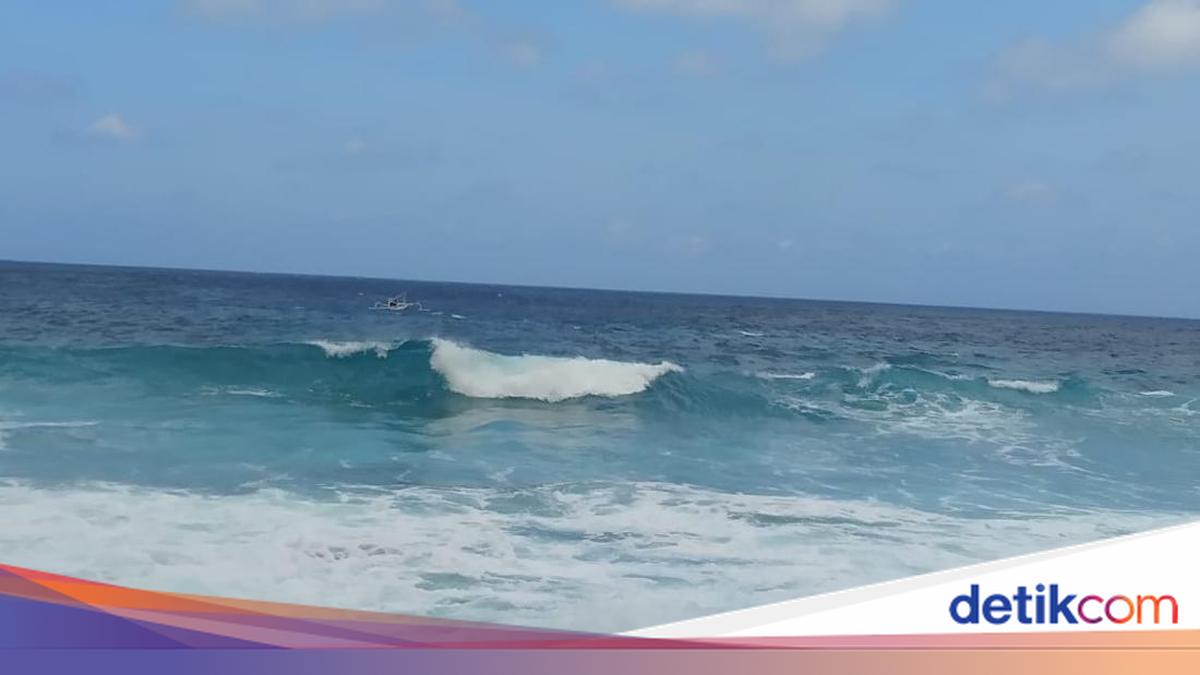 Waspada Gelombang Tinggi Perairan DIY hingga 4 Meter Hari Ini