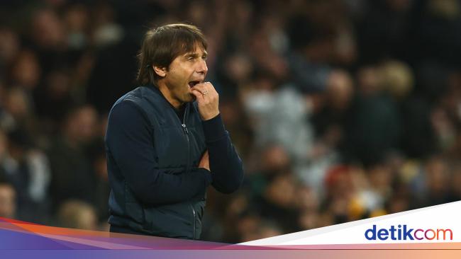 Tottenham lose, Antonio Conte complains