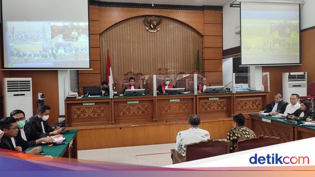 Kala Kopi Sianida Dibawa-bawa di Sidang Pembunuhan Yosua