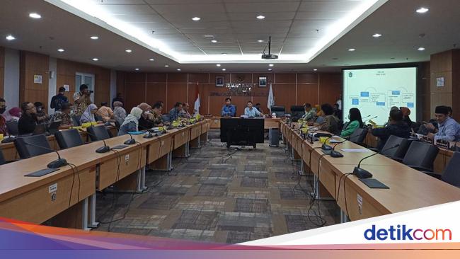 Pemprov DKI vs Komisi E DPRD Debat Panas Gegara Anggaran Alkes Didrop