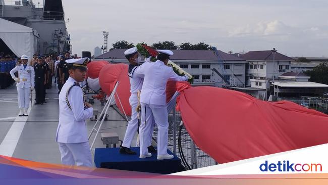 Hari Dharma Samudra, KSAL Pimpin Upacara Tabur Bunga Kenang Jasa Pahlawan