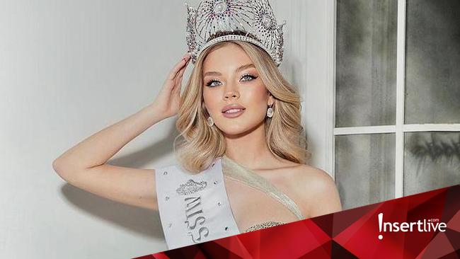 Dik bilan qinni yalash Boshliqning kotibi yalang‘och