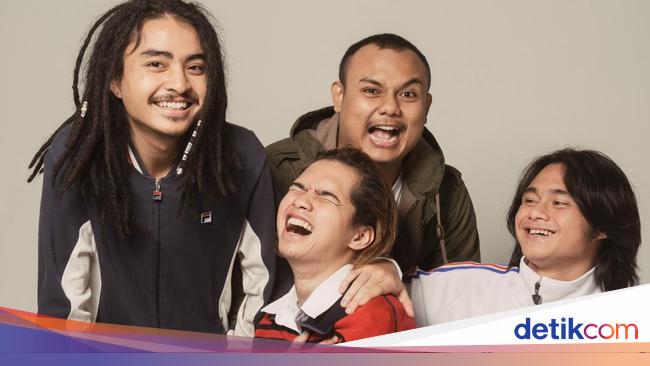 Qodir Band Bawakan Ulang Lagu Bangun Tidur dari Mendiang Mbah Surip