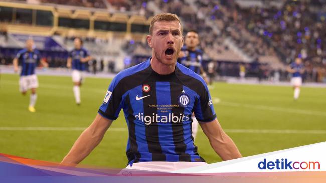 Edin Dzeko, si Angsa Tua yang Masih Memukau