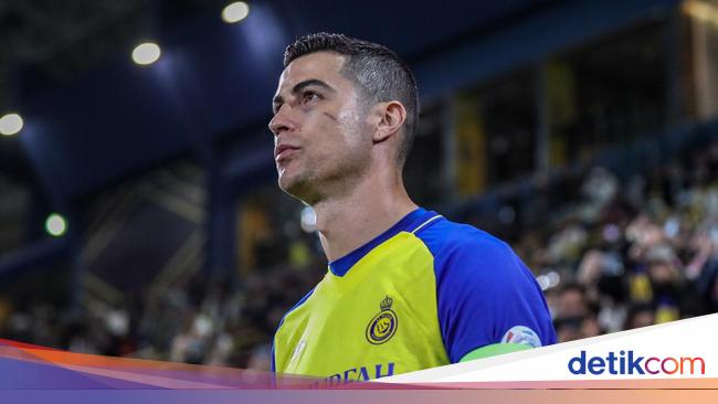 Ronaldo Tetap Dipuji Meski Debut Tanpa Gol di Al Nassr