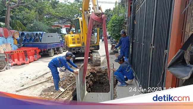 Pembangunan Got Antibanjir Pondok Bambu Masih Lanjut, Februari Rampung