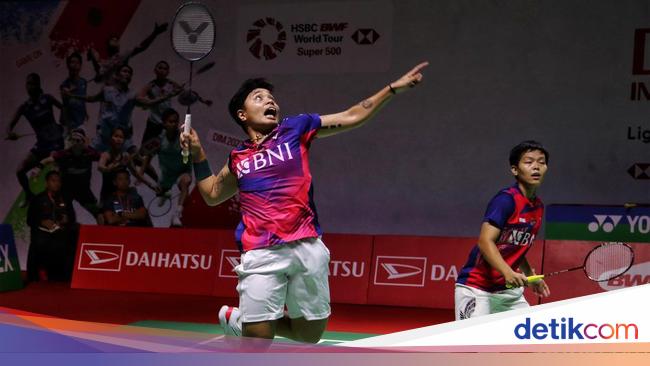 Apriyani/Fadia Melenggang ke Babak 16 Besar