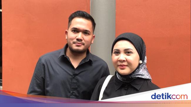 Suami Cari Kue Pancong dari BSD ke Depok demi Turuti Ngidam Kesha Ratuliu